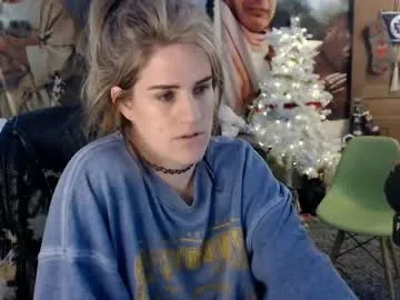 katiecutie_5 from Chaturbate