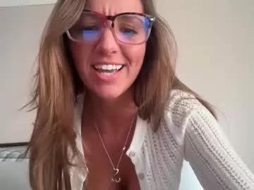 kaygraciee from Chaturbate