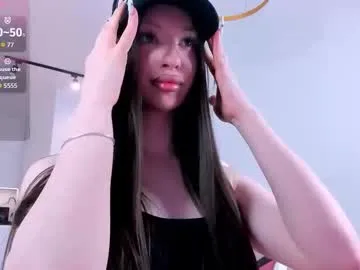 khloeforever from Chaturbate