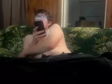 krimsoncircuit from Chaturbate