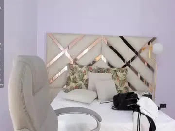 kylie_reyes from Chaturbate