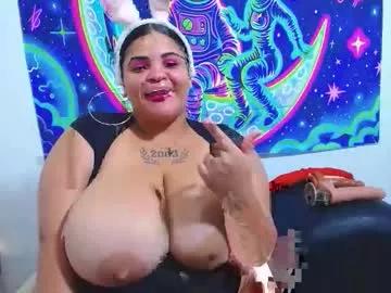 Masturbate to gorgeous performer Latina_bigboos12 latina_bigboos12 from Chaturbate
