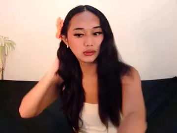 latina_kia from Chaturbate