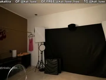 latinbaby_666 from Chaturbate