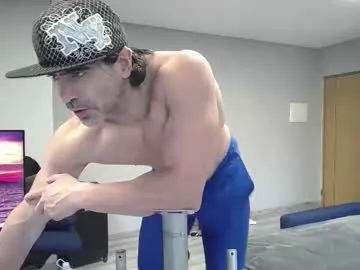 latino23bom from Chaturbate