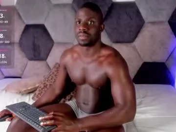 latrellx7 from Chaturbate