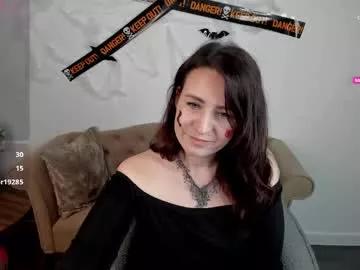 Watch Lea_shadom, she wants to masturbate for you lea_shadom from Chaturbate