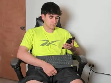 leo_jones389 from Chaturbate