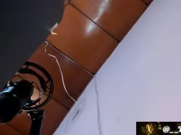 lia_simons from Chaturbate