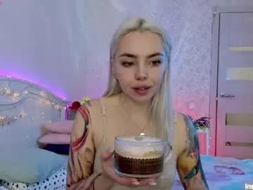 Hot Lillimooore wants you to fuck her body now lillimooore from Chaturbate