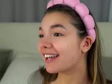 Check out Chaturbate's Linettedennett linettedennett from Chaturbate