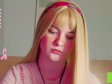 lkama_sutral from Chaturbate