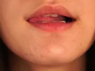 Explore dirty camwhore Loiskapoi loiskapoi from Chaturbate