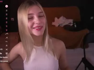 lovelyspacee from Chaturbate