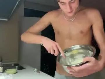 loves_leo from Chaturbate