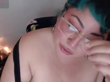 lucklucybbw from Chaturbate