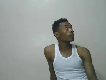 luoislove from Chaturbate