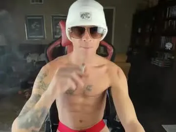 machinecumkelly69 from Chaturbate