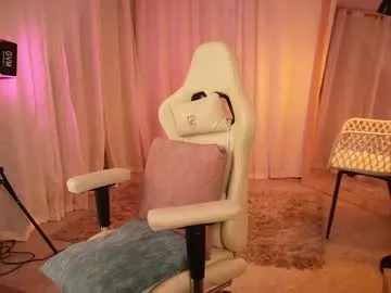 madisonlara from Chaturbate