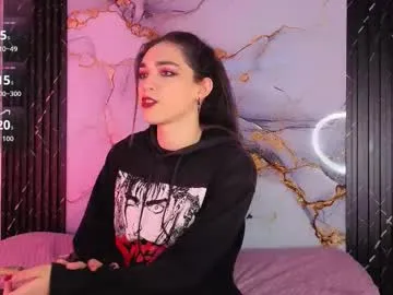 maevekuro from Chaturbate