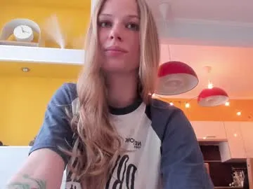 magic_couple13 from Chaturbate