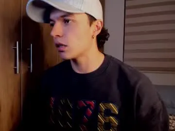 mastrangelo_x from Chaturbate