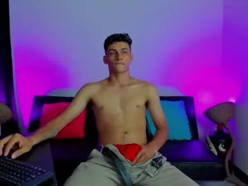 max_wild01 from Chaturbate