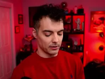 Sweet Maxhughes wants you to fuck his body now maxhughes from Chaturbate