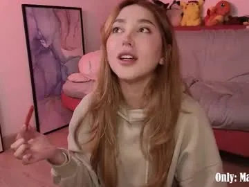 maxine_8 from Chaturbate