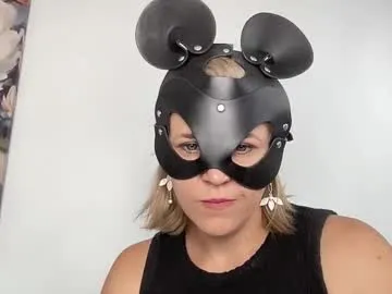 mc_bunny from Chaturbate