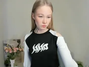 melodievejar from Chaturbate