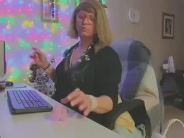 Masturbate to Chaturbate's Melodyredux_62 melodyredux_62 from Chaturbate