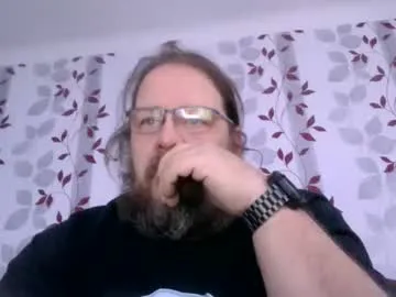 metallbuddy from Chaturbate