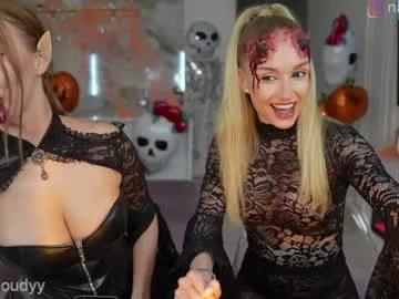 Watch sexy slut Mia_cloudy mia_cloudy from Chaturbate