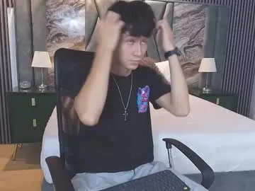 c2c with Chaturbate's Michaeel_blue in his live display for captivating sensations michaeel_blue from Chaturbate