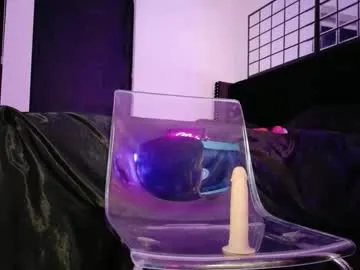 midnightrose11 from Chaturbate