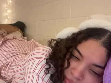 mixedmamas from Chaturbate