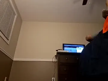 moneyboysaveg548 from Chaturbate