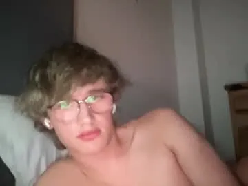 nerdytwink18 from Chaturbate