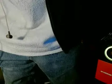 nfgwholoves2cum from Chaturbate