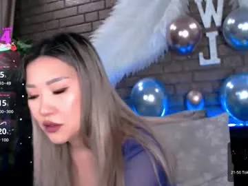 nicky_owl from Chaturbate