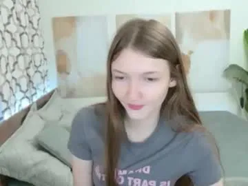 Saucy Nikalure from Chaturbate - sexiest costumes in a naked live display nikalure from Chaturbate