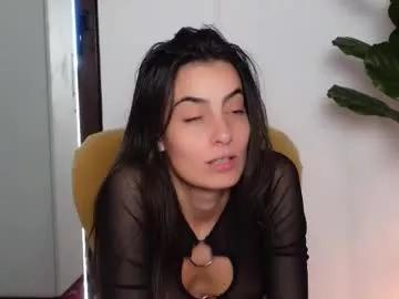 Join Ninacrystal, she wants to masturbate for you ninacrystal from Chaturbate