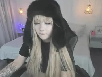 noahcryptic from Chaturbate