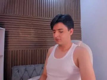 noahwolff_ from Chaturbate