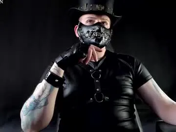 noir_warden from Chaturbate