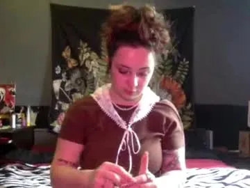 nylatrenbeath from Chaturbate