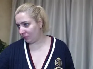 ohsweetiren from Chaturbate