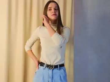 Curious Onyxvespera getting naked and cumming with her intimate vibrating toys onyxvespera from Chaturbate