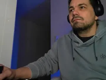 oscarleo from Chaturbate